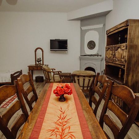 Larda Hotel Mestia Luaran gambar