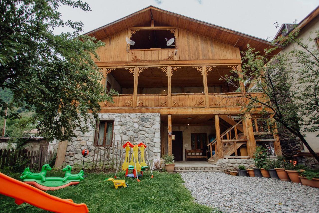 Larda Hotel Mestia Luaran gambar
