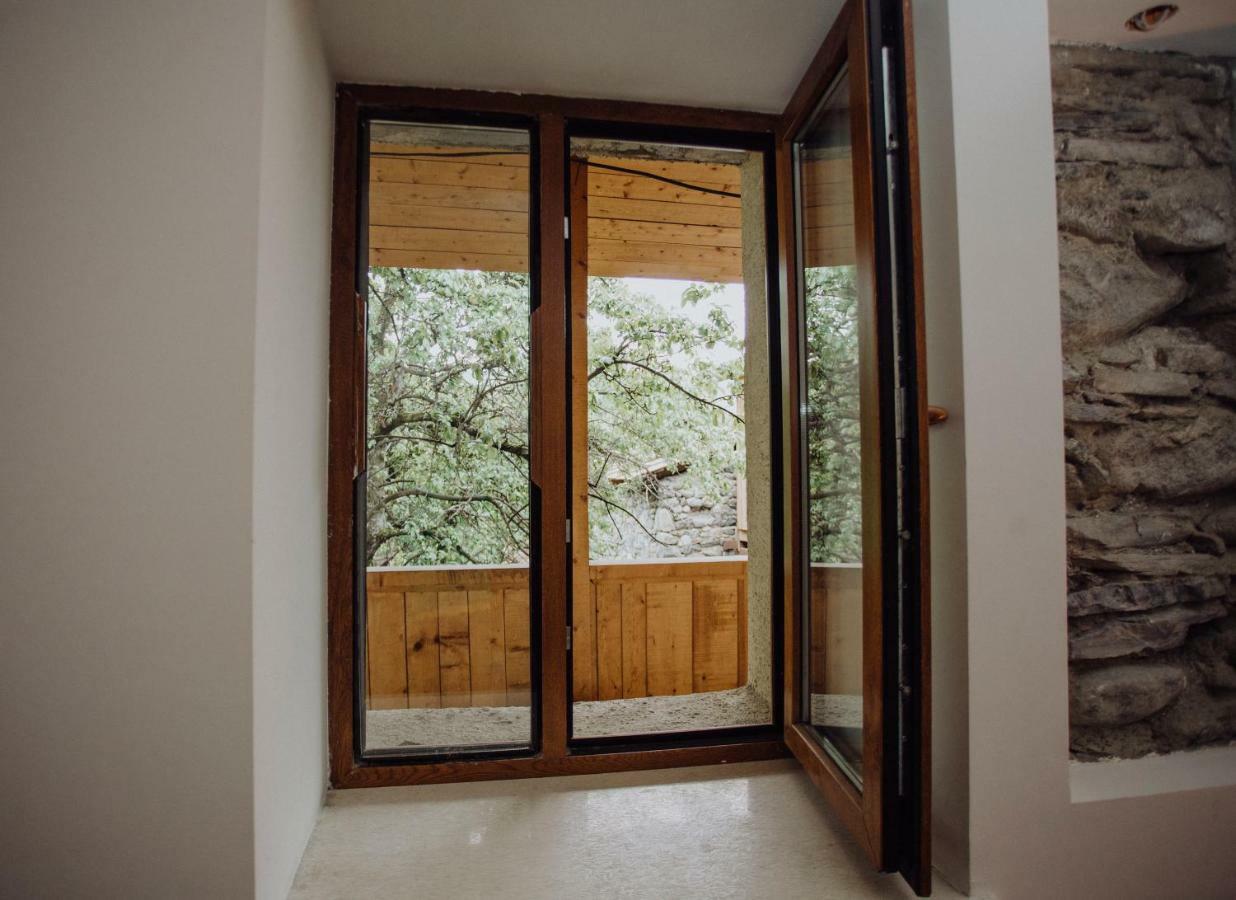 Larda Hotel Mestia Luaran gambar